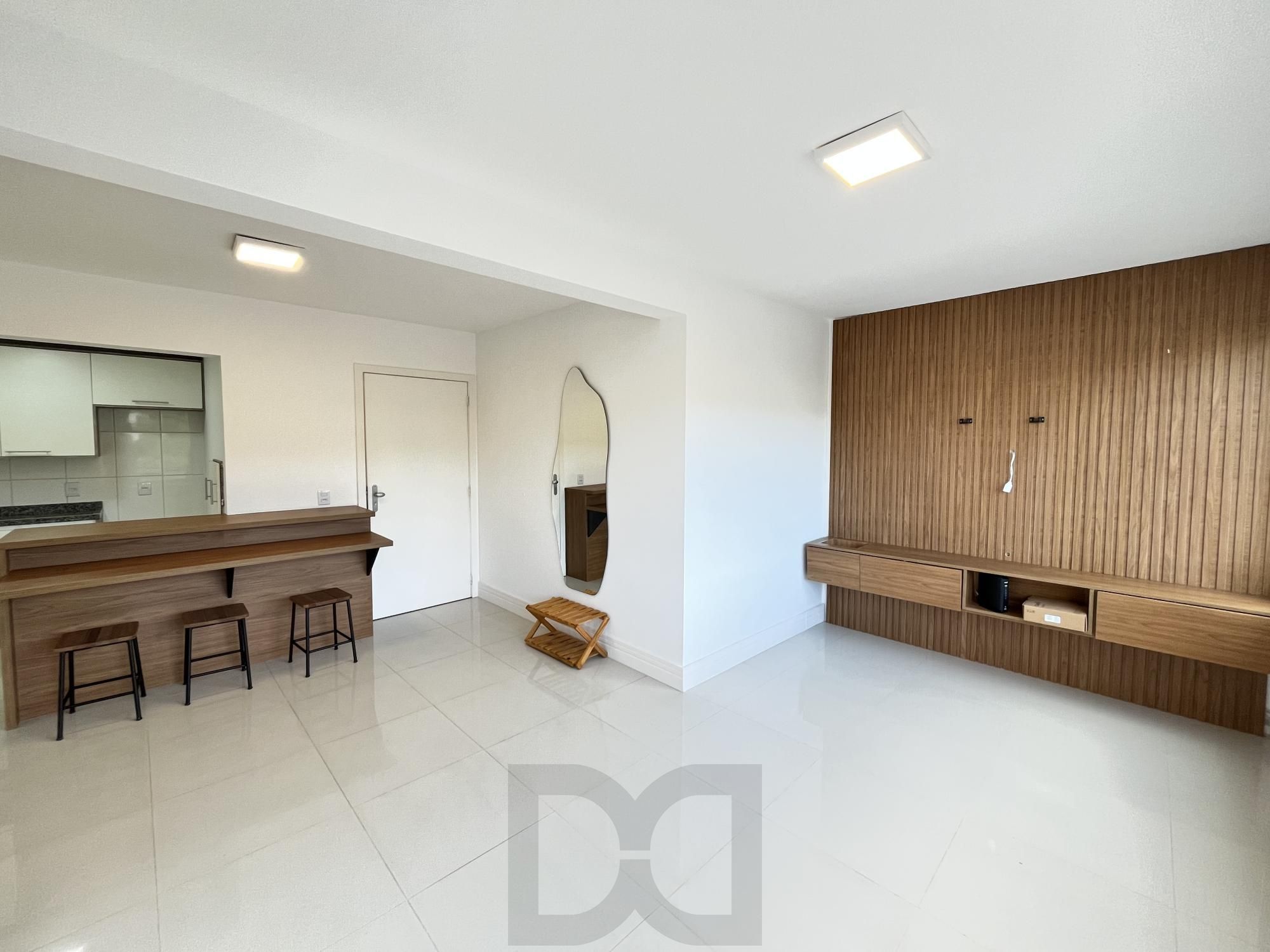Apartamento de 2 quartos, suite e com uma vaga de garagem — foto 4
