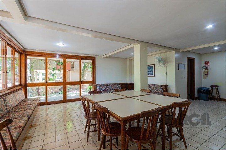 Apartamento de 2 quartos em prédio com elevador, churrasqueira e garagem — foto 3