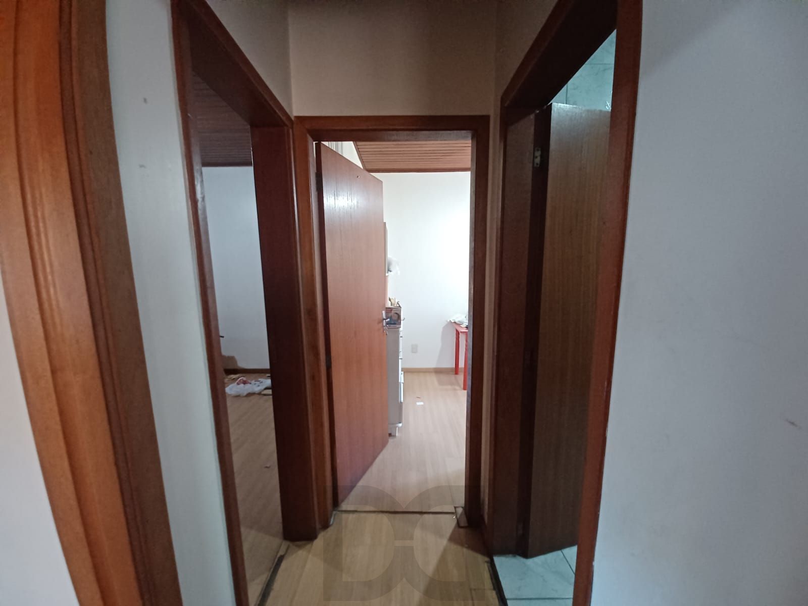Casa de 3 quartos, suíte e patio no bairro Medianeira em POA — foto 9