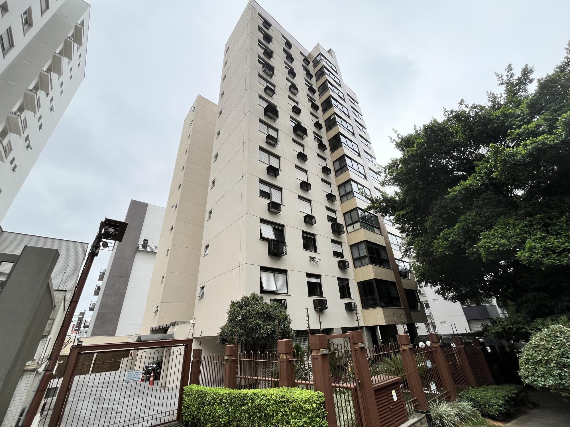 Apartamento de 3 quartos, suíte e 4 vagas de garagem no bairro Rio Branco em POA — foto 27