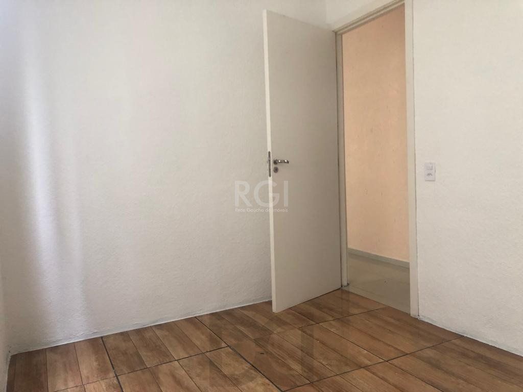 Apartamento para Venda - 40.29m², 2 dormitórios, 1 vaga - Mario Quintana — foto 1