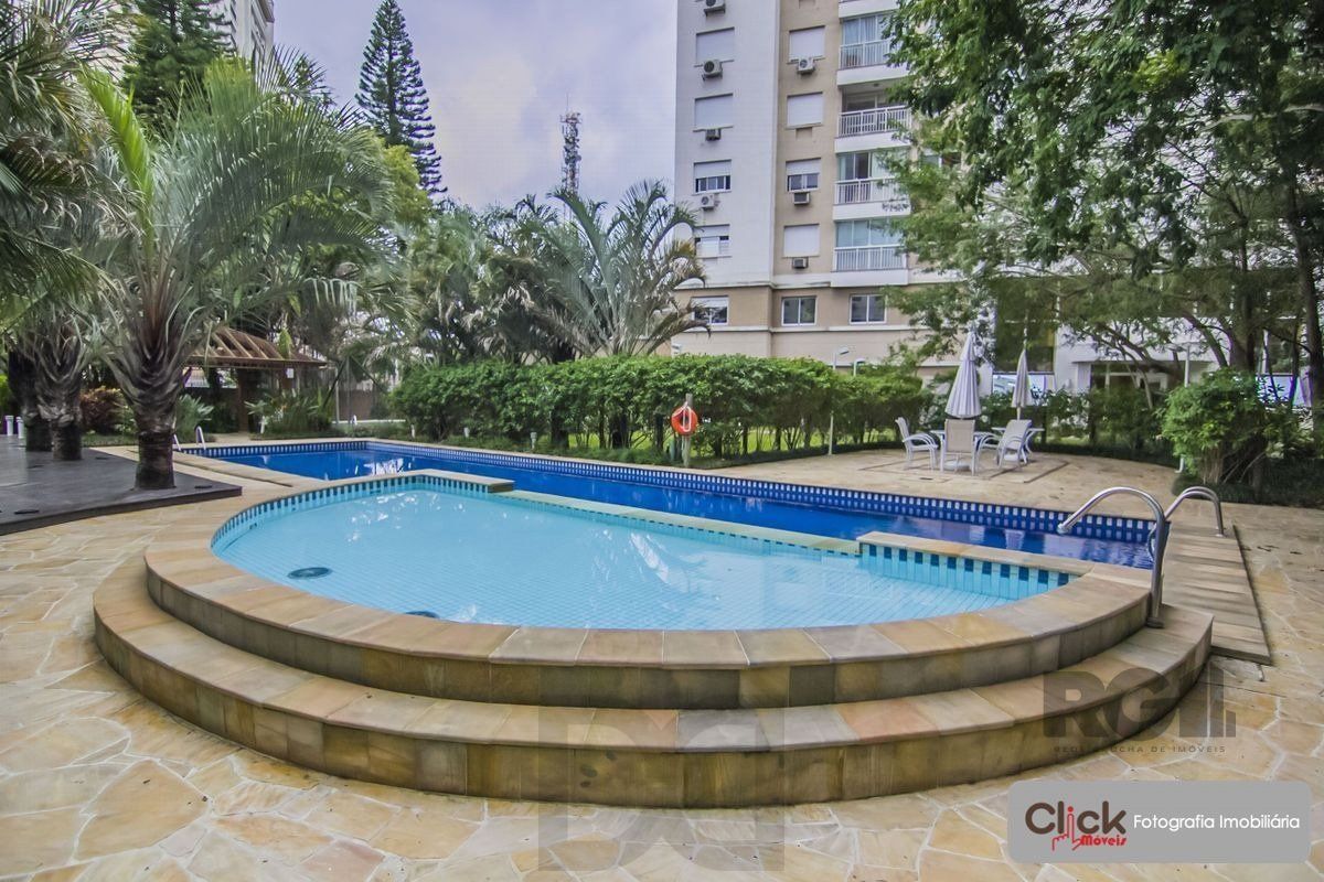 Apartamento 3 dormitórios, suíte, 2 vagas. Andar alto, vista para infraestrutura do condomínio. Semi-mobiliado. — foto 48