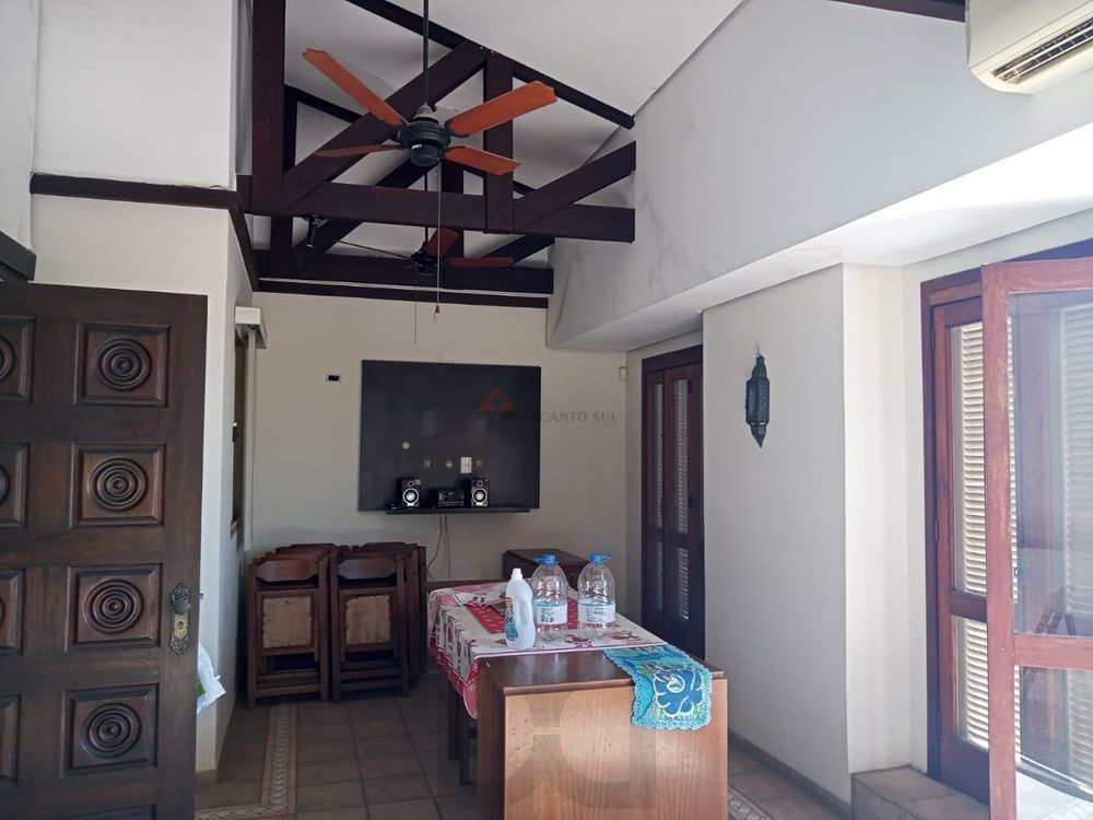Linda residência no Menino Deus — foto 28