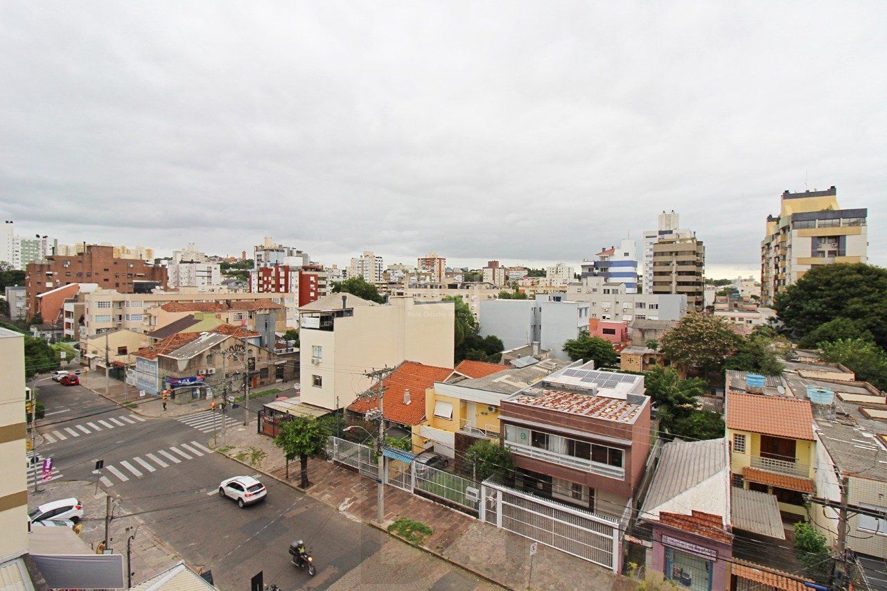Apartamento de três dormitórios, suíte e uma vaga de garagem no bairro Santana — foto 30
