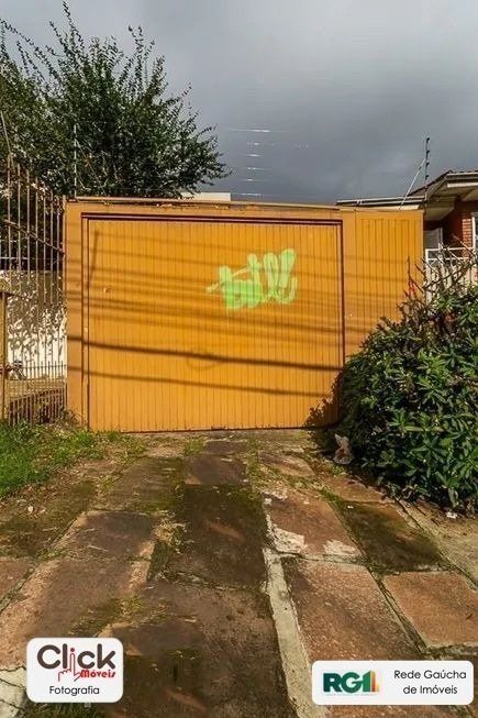 Casa 3 dormitórios, 123,8 m² de área privativa e 2 vaga(s) de garagem. Localizado na Rua/Av. Andaraí, no bairro Passo D Areia em Porto Alegre. — foto 18