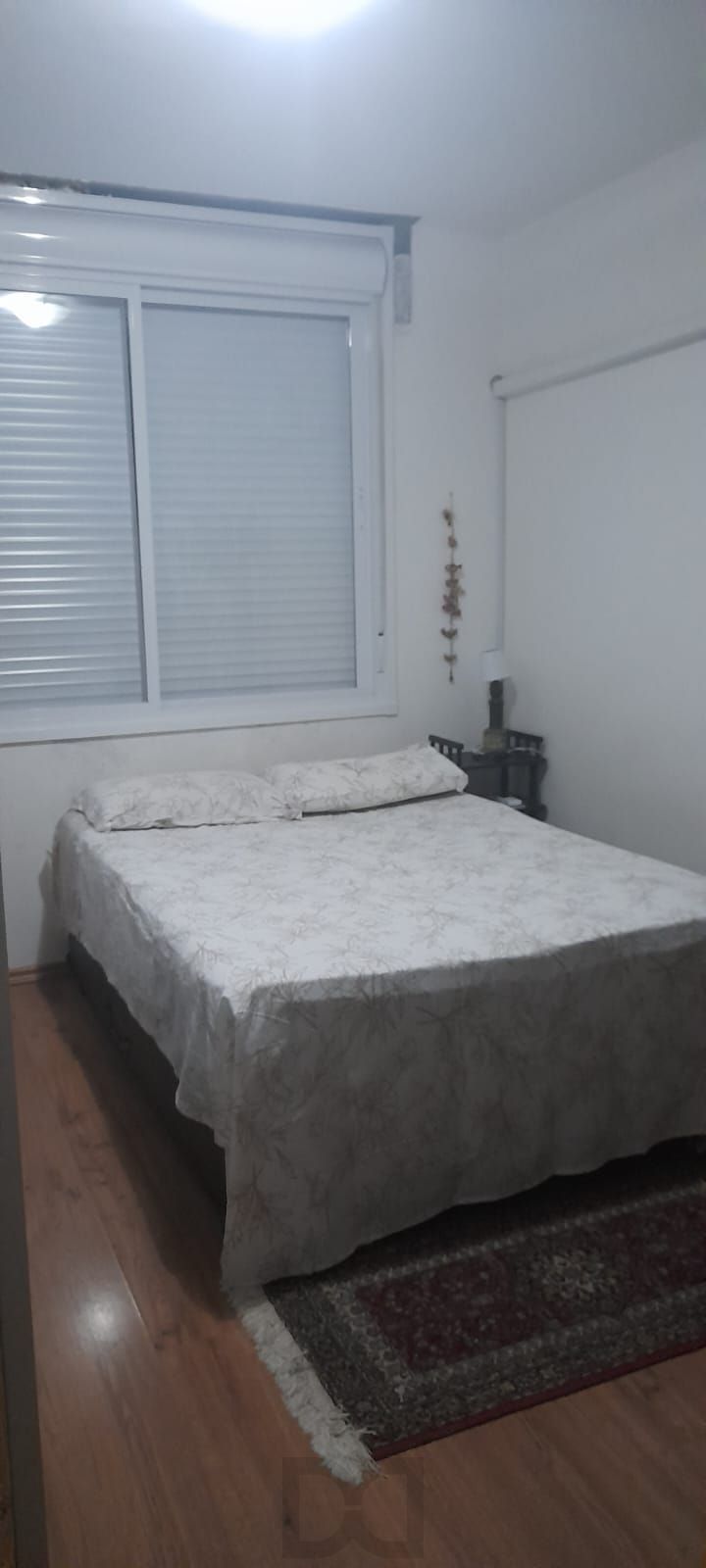 Apartamento com 1 dormitório, 1 vaga, bairro Floresta. — foto 1