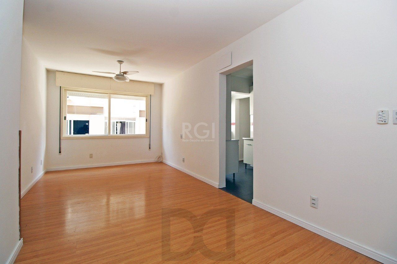 Apartamento de 3 quartos, suíte e 1 vaga de garagem no bairro Petrópolis — foto 4