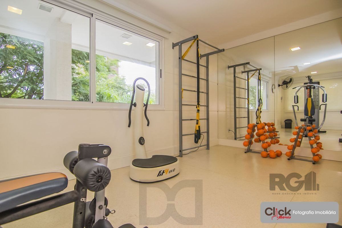 Apartamento 3 dormitórios, suíte, 2 vagas. Andar alto, vista para infraestrutura do condomínio. Semi-mobiliado. — foto 45