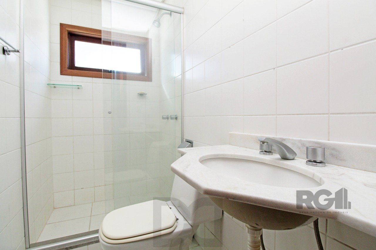 Apartamento de 2 dormitórios e 1 vaga de garagem no bairro Santana em PoA — foto 11