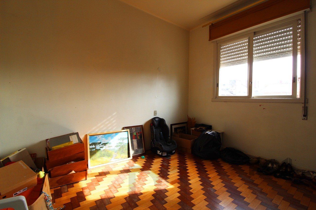 Casa à venda 4 quartos (dormitórios), suíte, 3 vagas - Partenon, Porto Alegre — foto 21