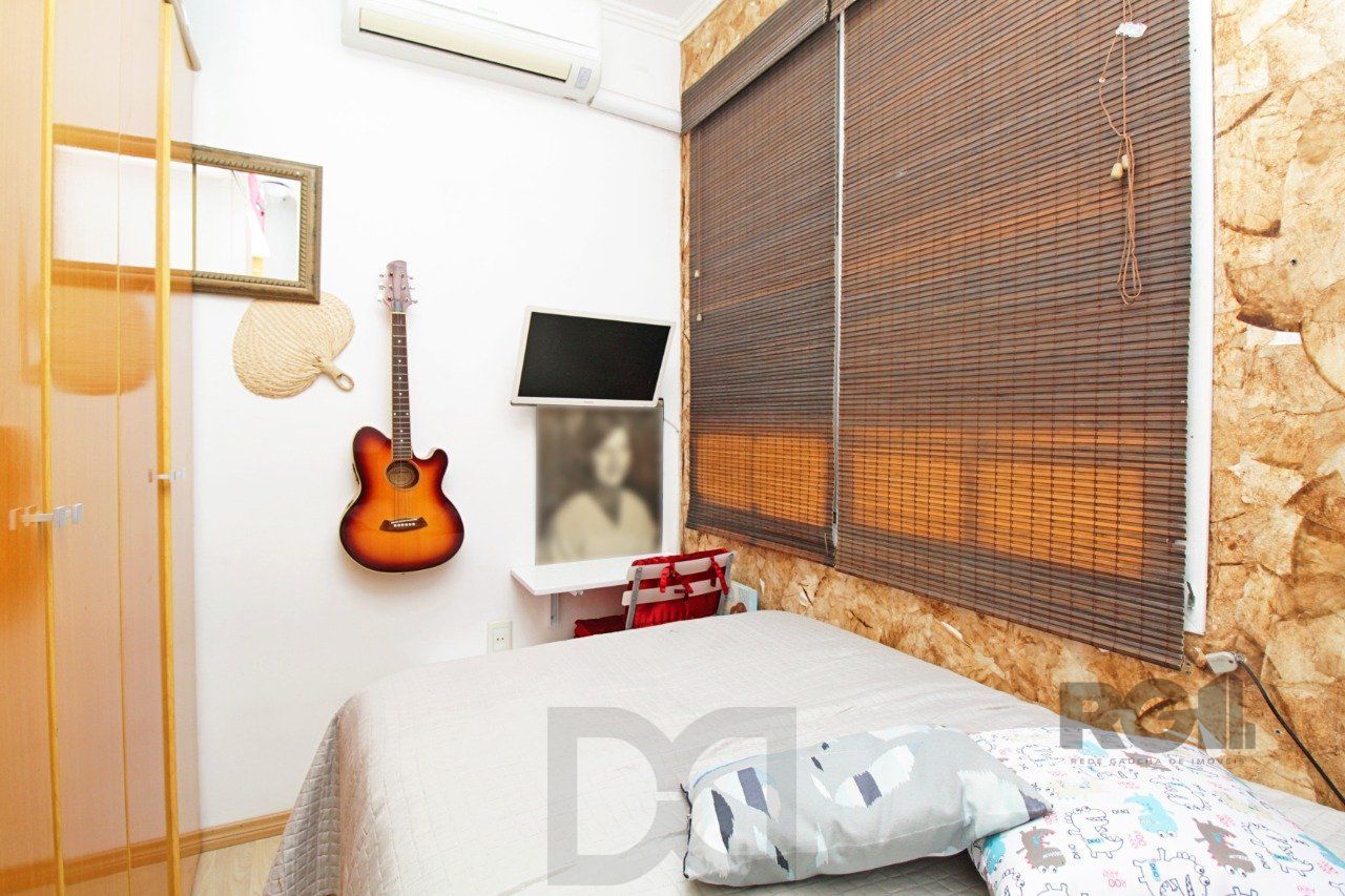 Apartamento de quatro dormitórios e uma vaga de garagem no bairro Bom Fim em Porto Alegre. — foto 20