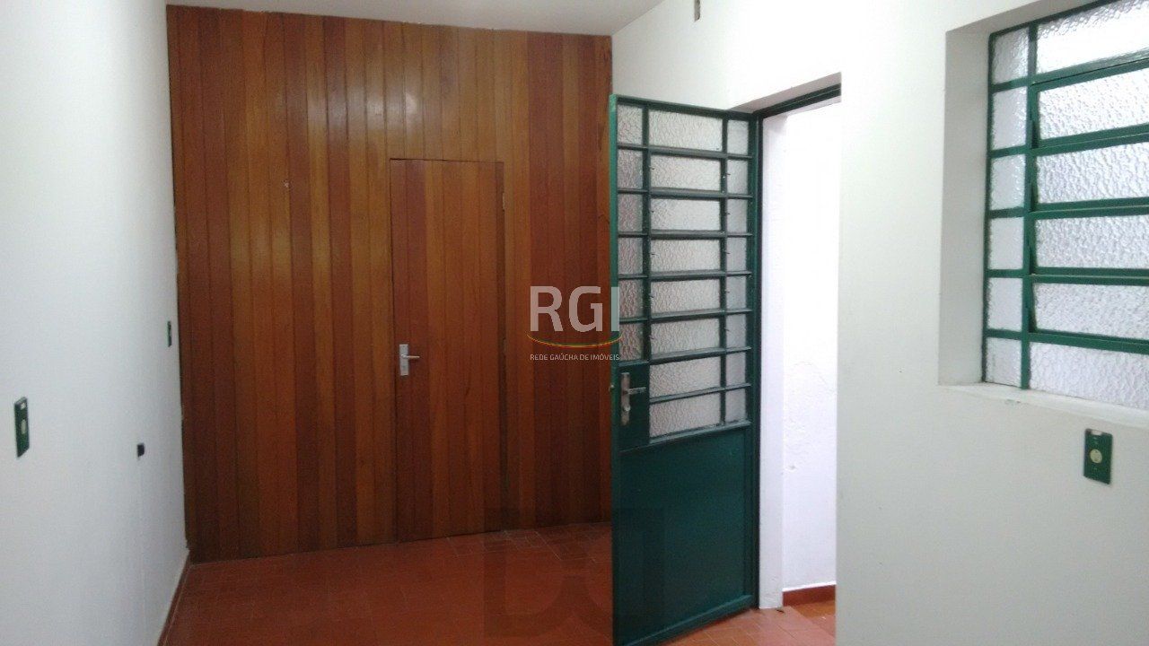 Casa para Venda - 363m², 3 dormitórios, sendo 1 suites, 2 vagas - São João — foto 5
