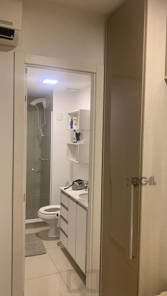 Loft mobiliado, com 38,69 privativo com 1 box perto da PUC-RS no bairro Jardim Botânico em Porto Alegre. — foto 6