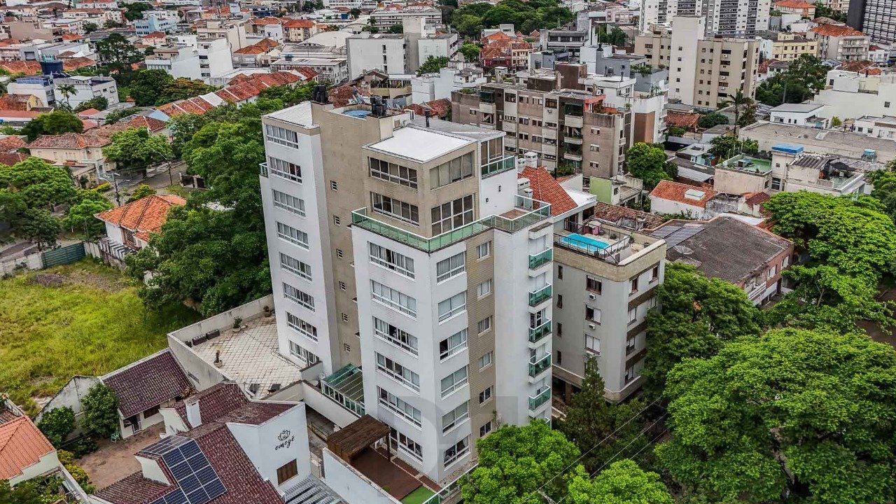 Cobertura de um dormitório, suíte e duas vagas de garagem no bairro São João POA — foto 60