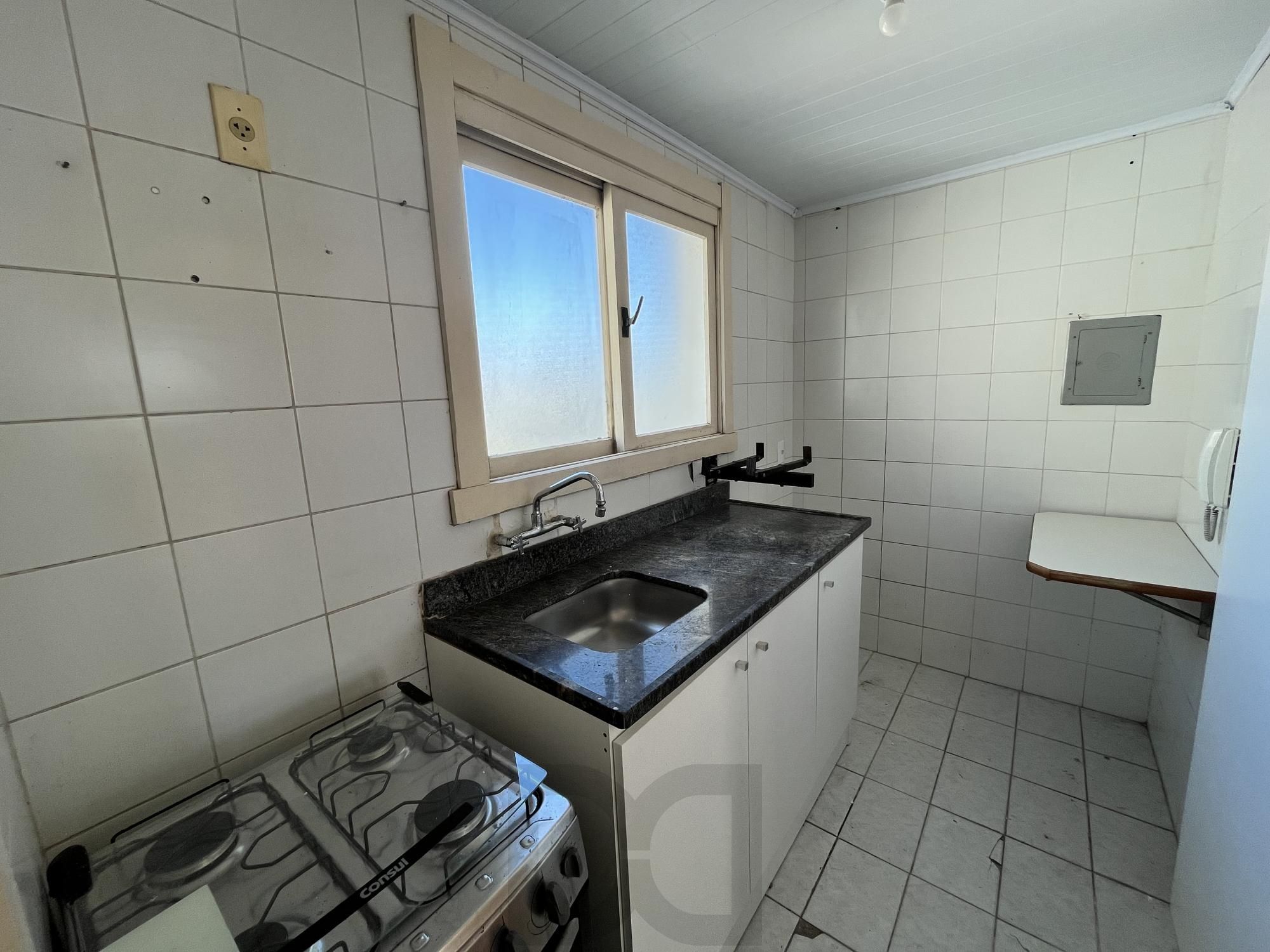 Apartamento de 2 quartos, sacada com churrasqueira e 1 vaga de garagem POA — foto 27