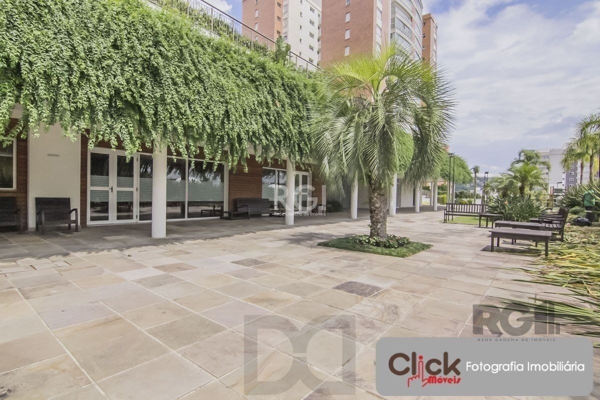Excelente apartamento, finamente decorado e mobiliado, excelente iluminação, possuindo 03 dormitórios e 03 suites, sendo 01 master — foto 7