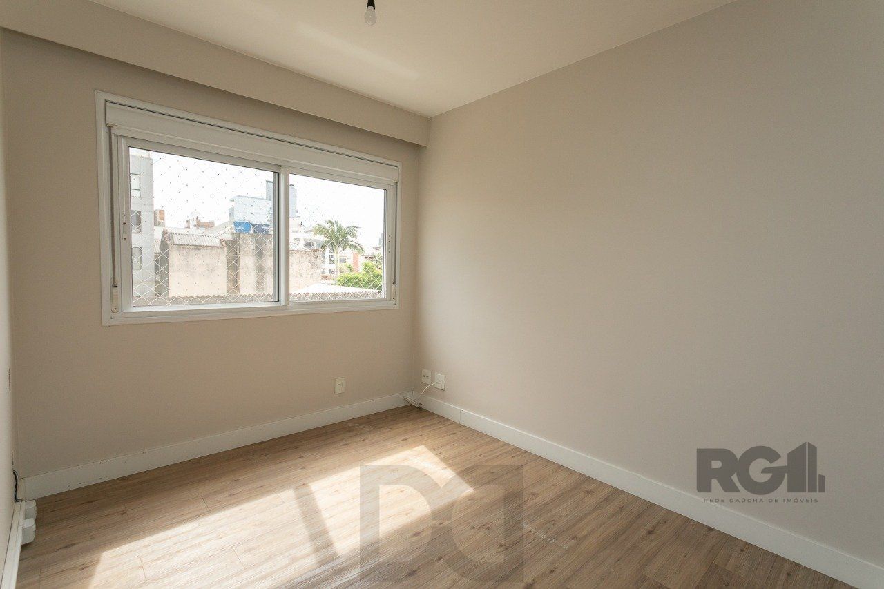 Apartamento semimobiliado e decorado no bairro Auxiliadora, com 91 m² — foto 29