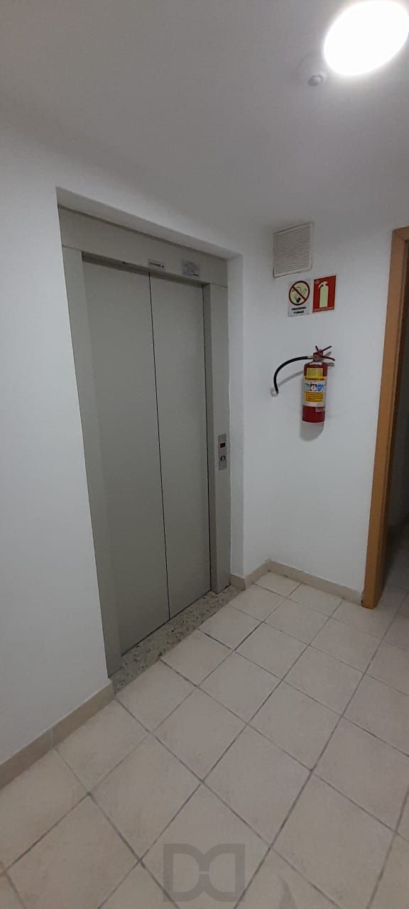 Apartamento de 2 quartos, suíte e 1 vaga de garagem no bairro Jardim Carvalho — foto 7