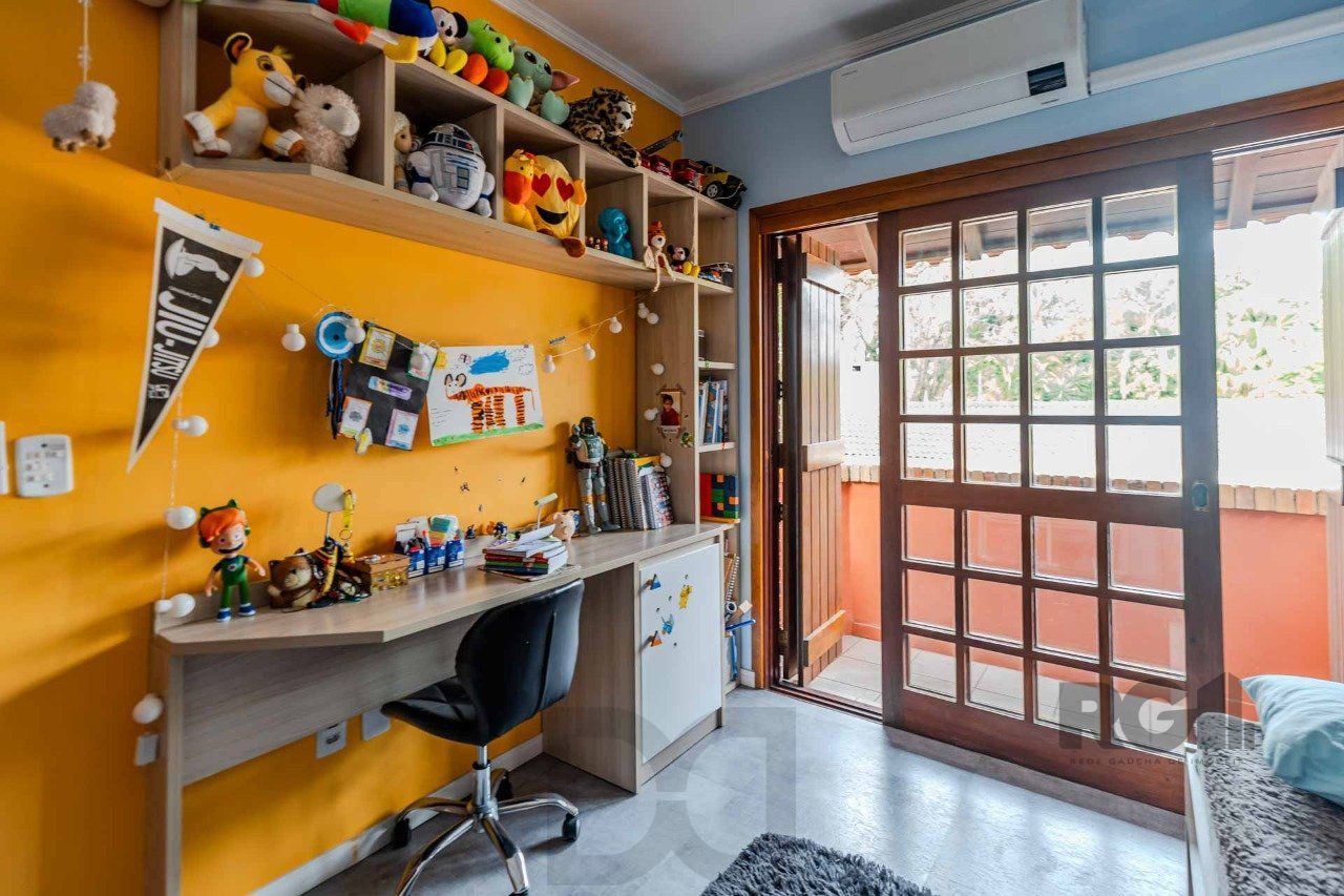Casa em condomínio fechado, 3 dormitórios, suíte e duas vagas de garagem — foto 21