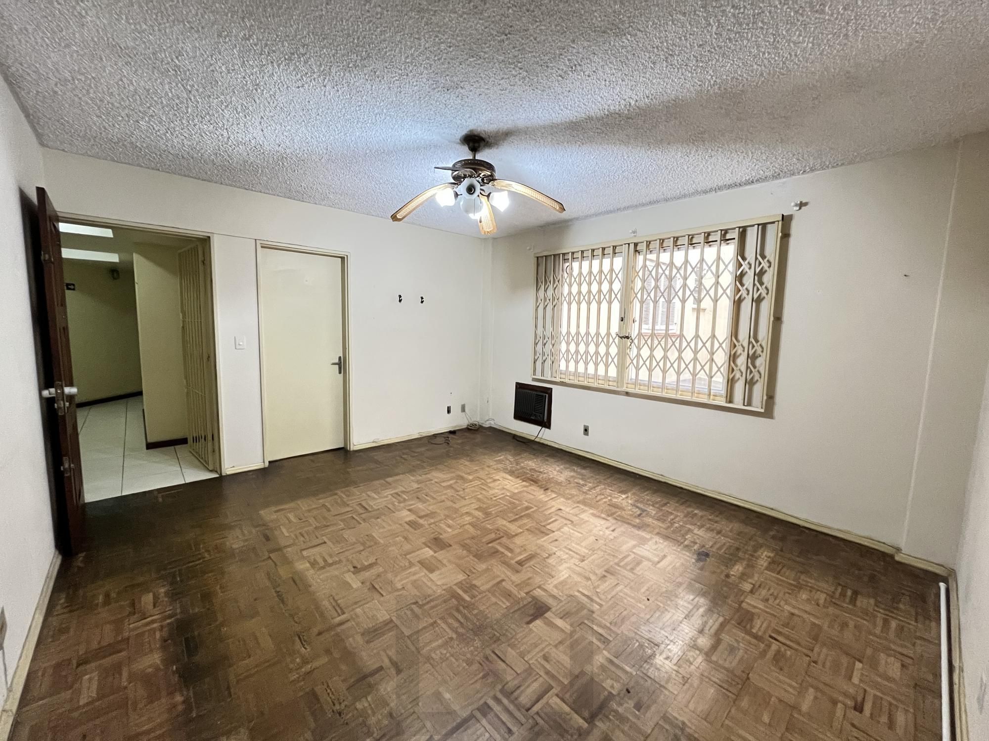 Apartamento de 2 quartos e 2 banheiros no bairro Independência em Porto Alegre — foto 6