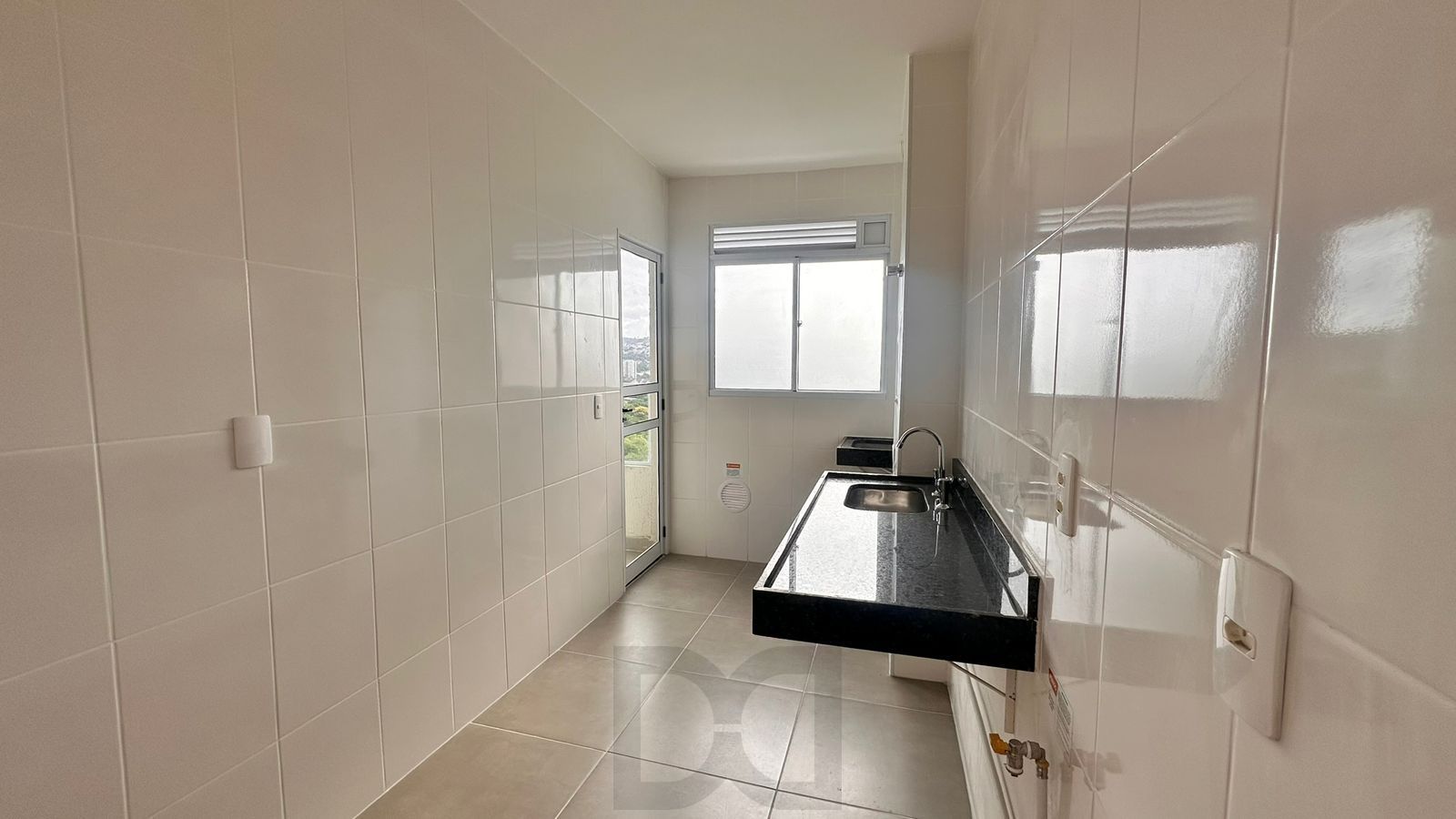 Apartamento Novo de dois dormitorios e duas vagas — foto 6