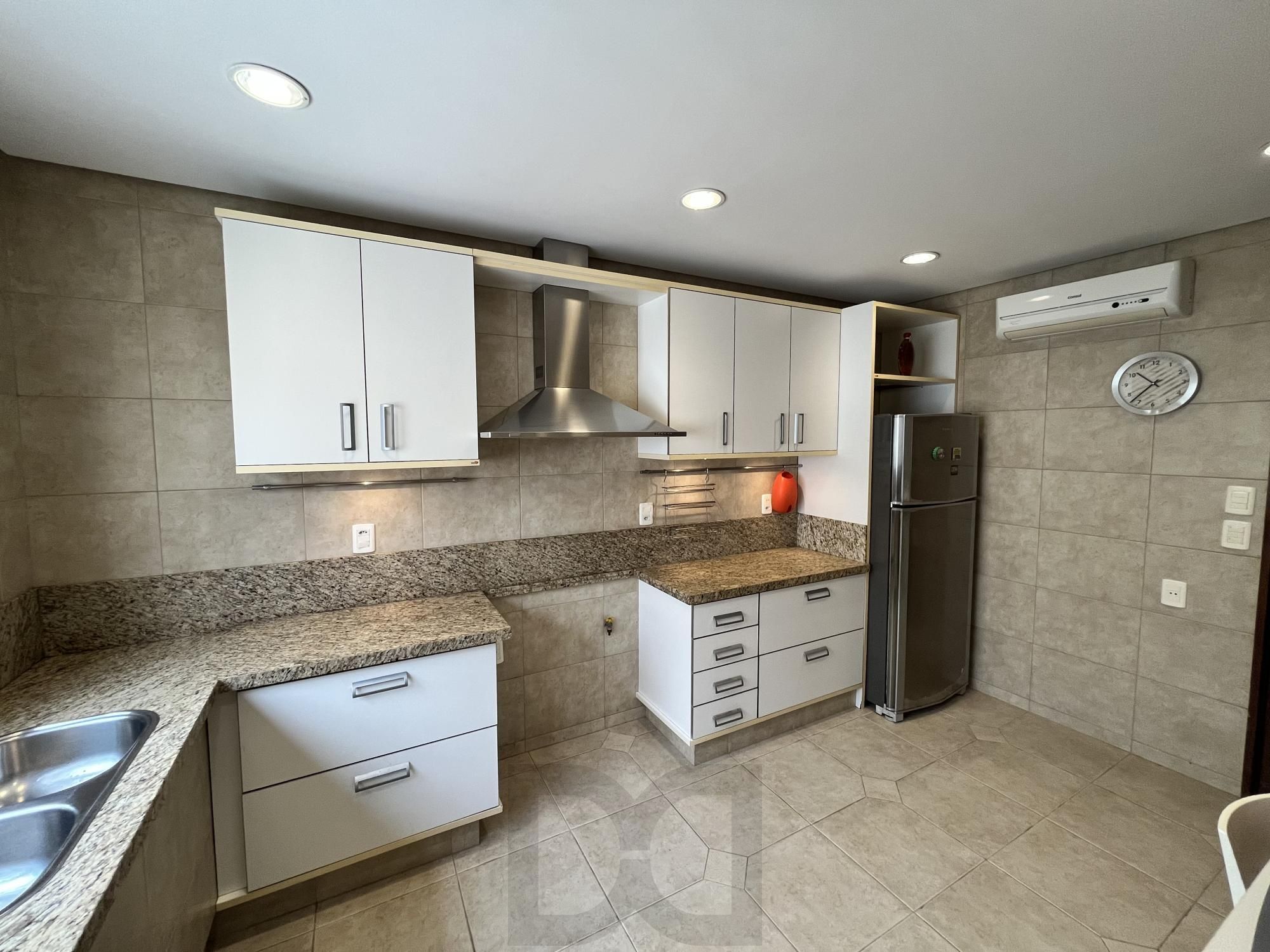 Casa para Venda - 160m², 3 dormitórios, sendo 1 suites, Jardim Botânico — foto 11