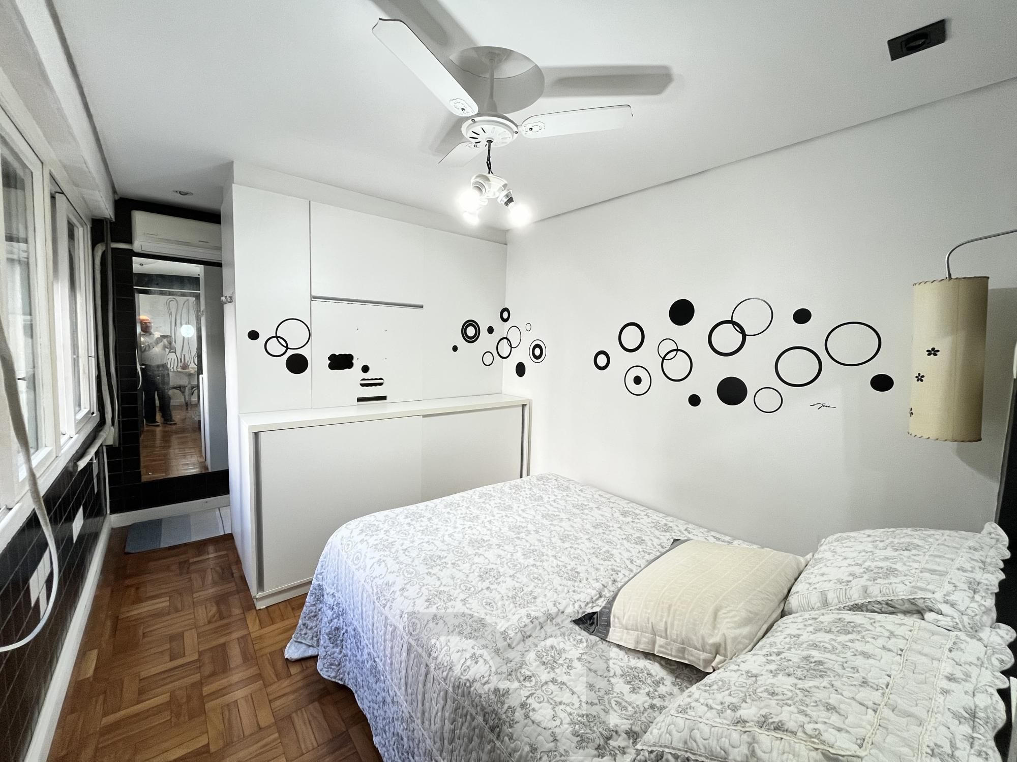 Apartamento JK transformado 1 Dormitório Bairro Passo da Areia — foto 17