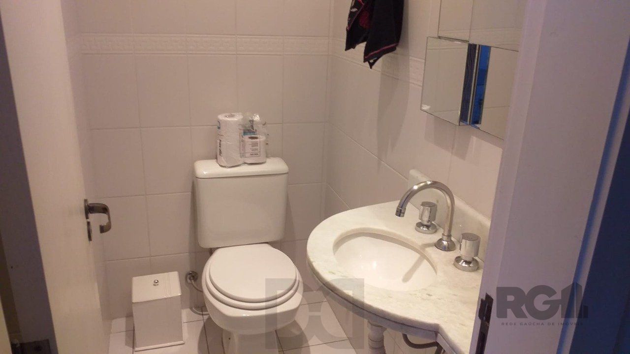 Ótimo Loft ou 1 dormitório e gabinete garagem no Rio Branco — foto 13