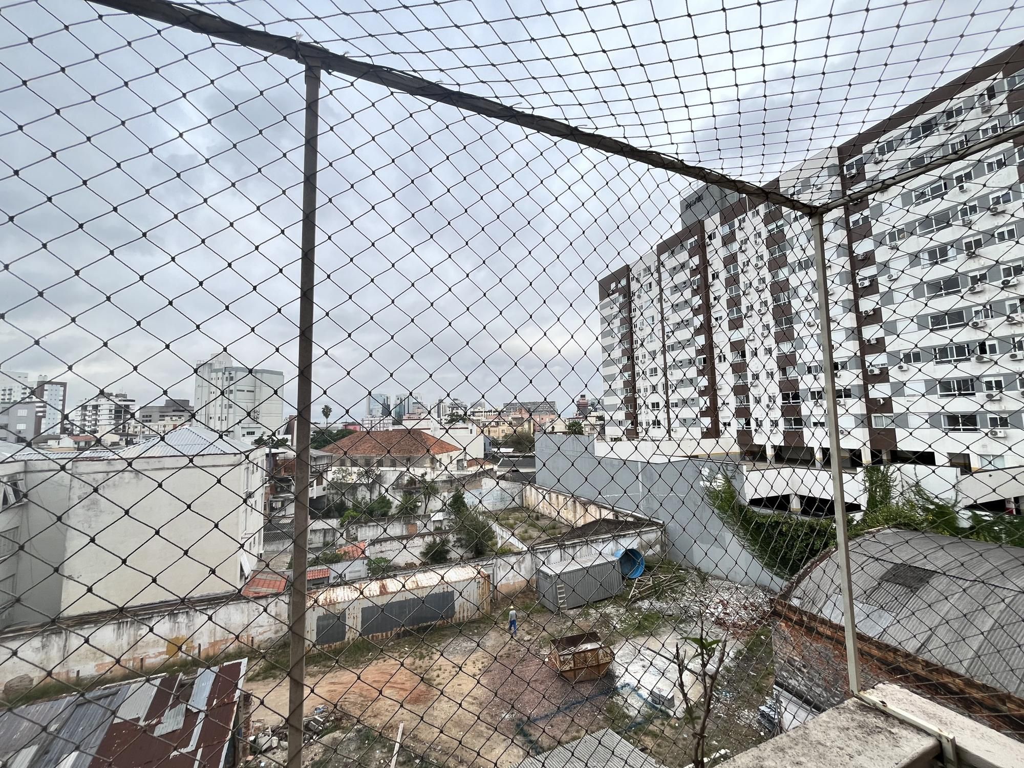Apartamento garden de 1 dormitório transformado 2 quartos no bairro Cidade Baixa — foto 7