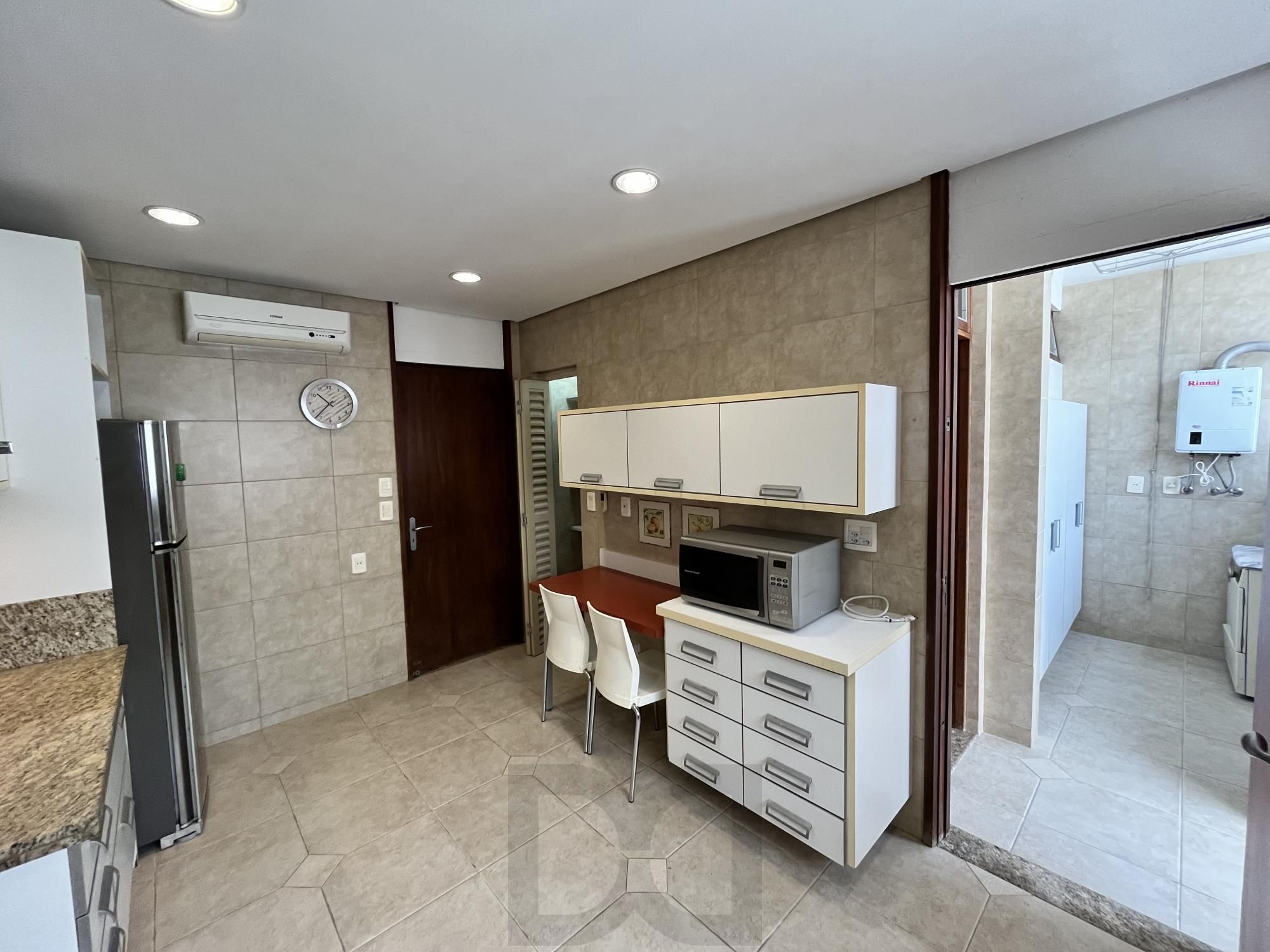 Casa para Venda - 160m², 3 dormitórios, sendo 1 suites, Jardim Botânico — foto 12