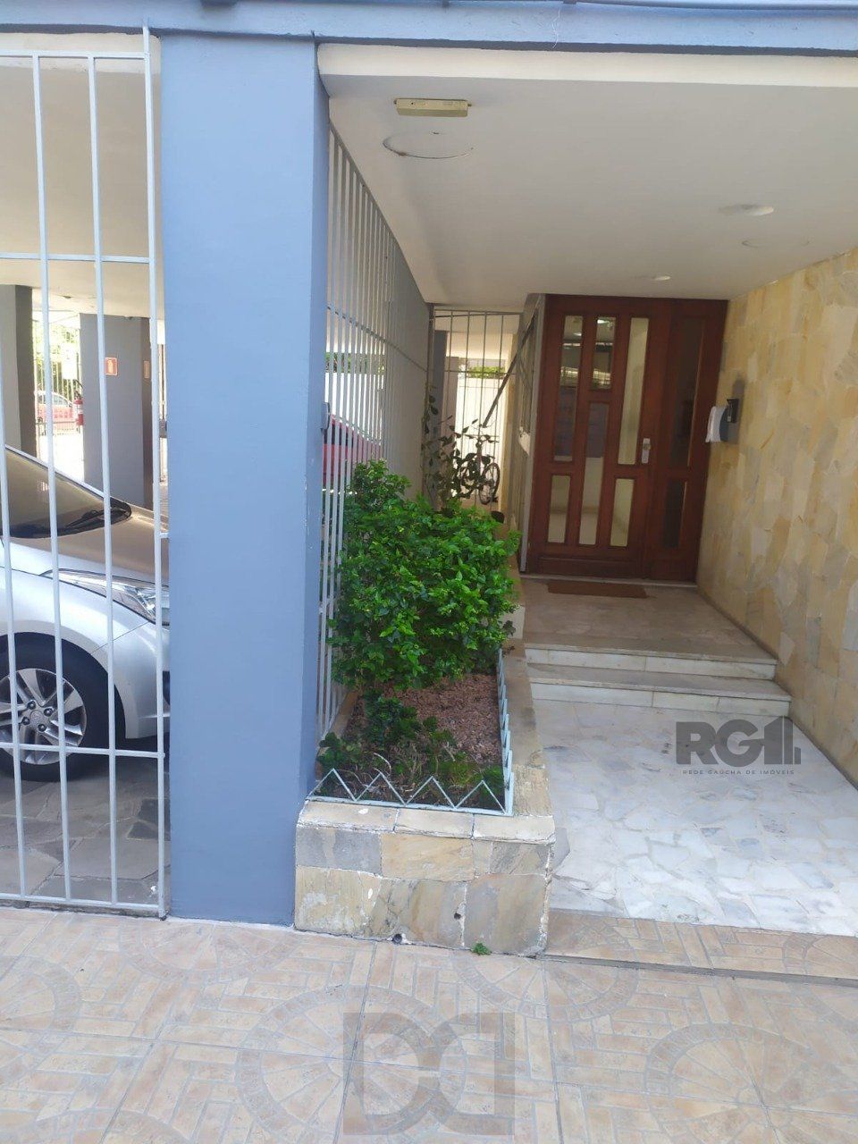 Apartamento à venda com 2 quartos, 63m² — foto 3