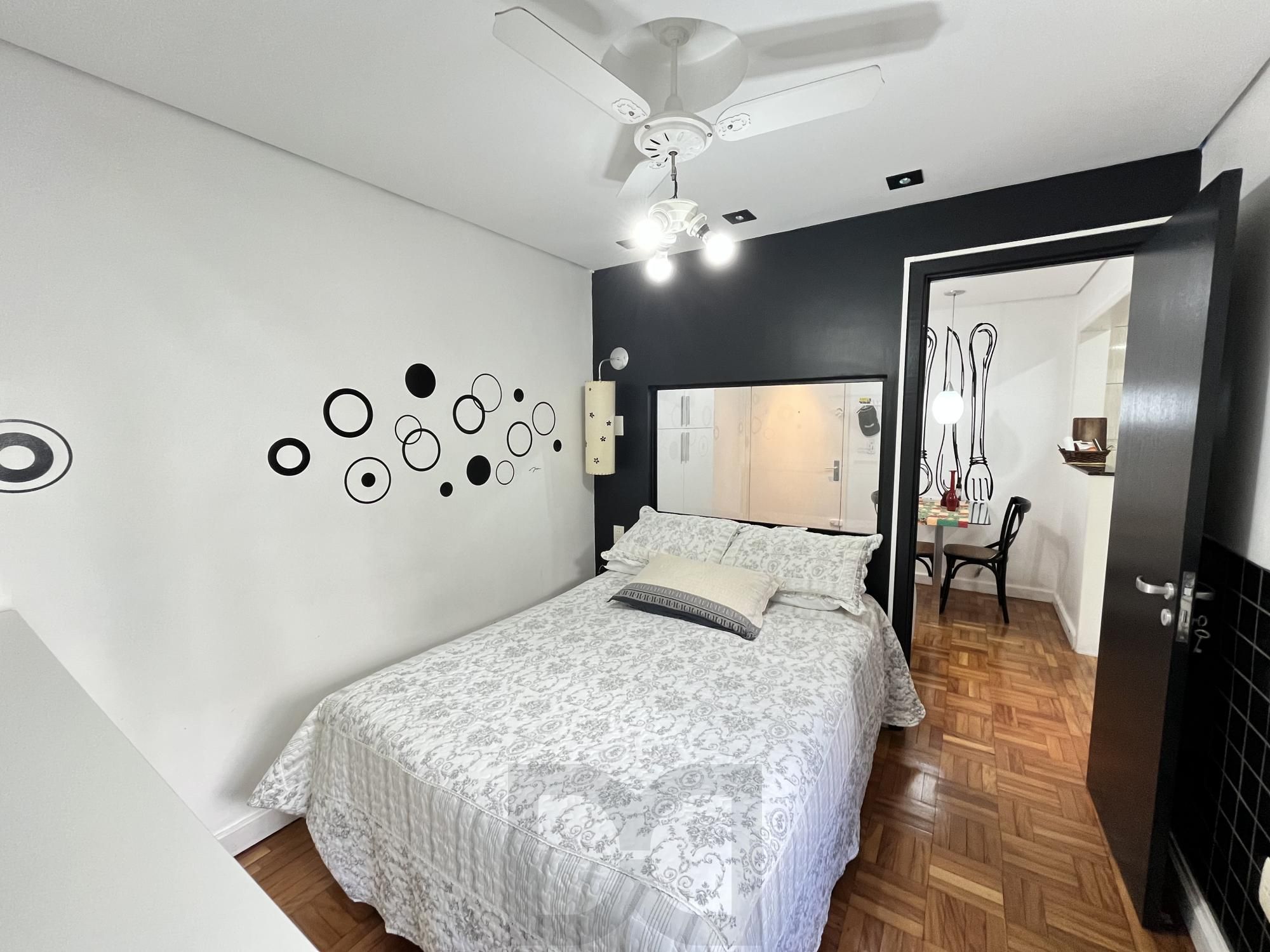 Apartamento JK transformado 1 Dormitório Bairro Passo da Areia — foto 12