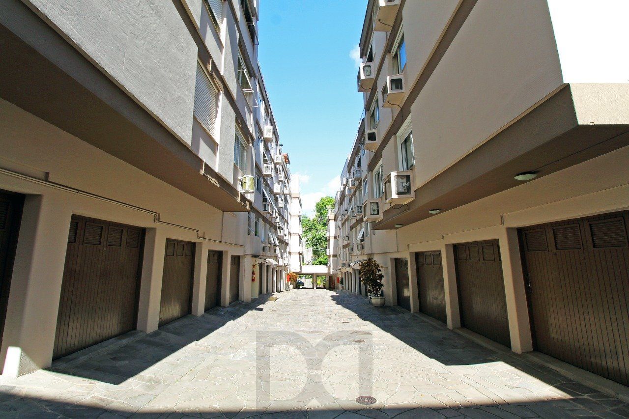 Apartamento de 3 quartos, suíte e 1 vaga de garagem no bairro Petrópolis — foto 32