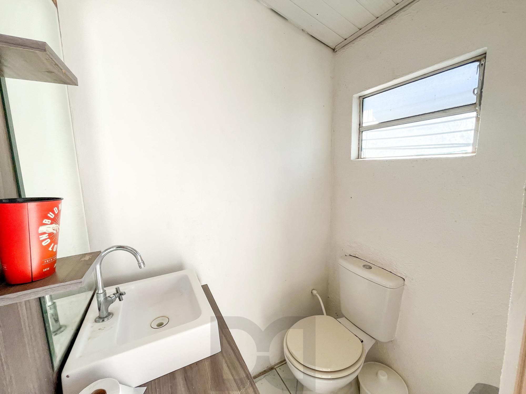 Casa de dois quartos, uma vaga de garagem, em condomínio fechado em Porto Alegre — foto 18