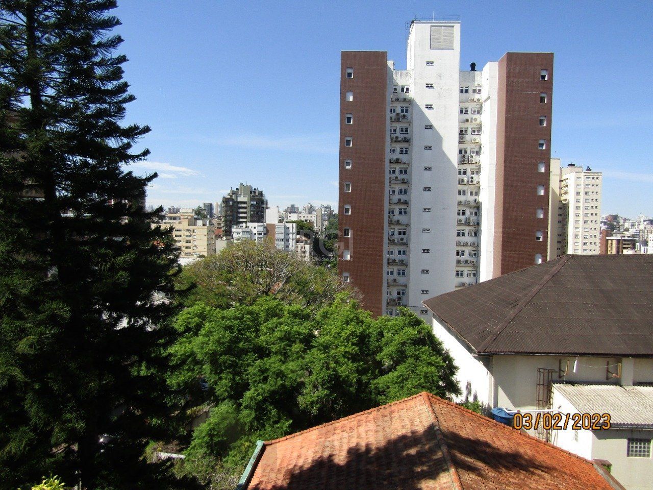 Apartamento de dois dormitórios e uma vaga de garagem na Rua Marcelo Gama, bairro Auxiliadora em Porto Alegre. — foto 23