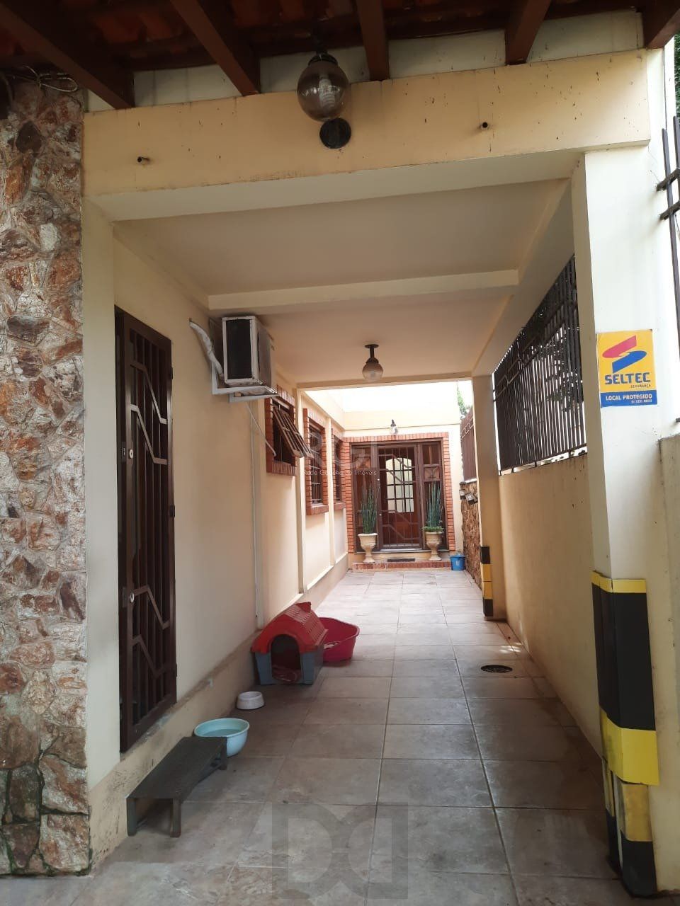 Casa para Venda - 347m², 5 dormitórios, sendo 2 suites, 3 vagas - São João — foto 5