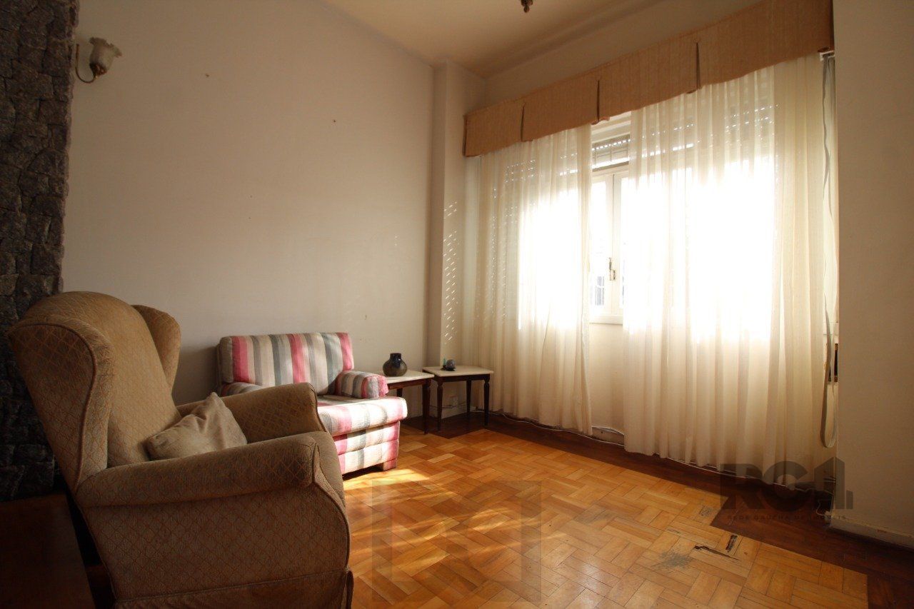 Casa à venda 4 quartos (dormitórios), suíte, 3 vagas - Partenon, Porto Alegre — foto 6