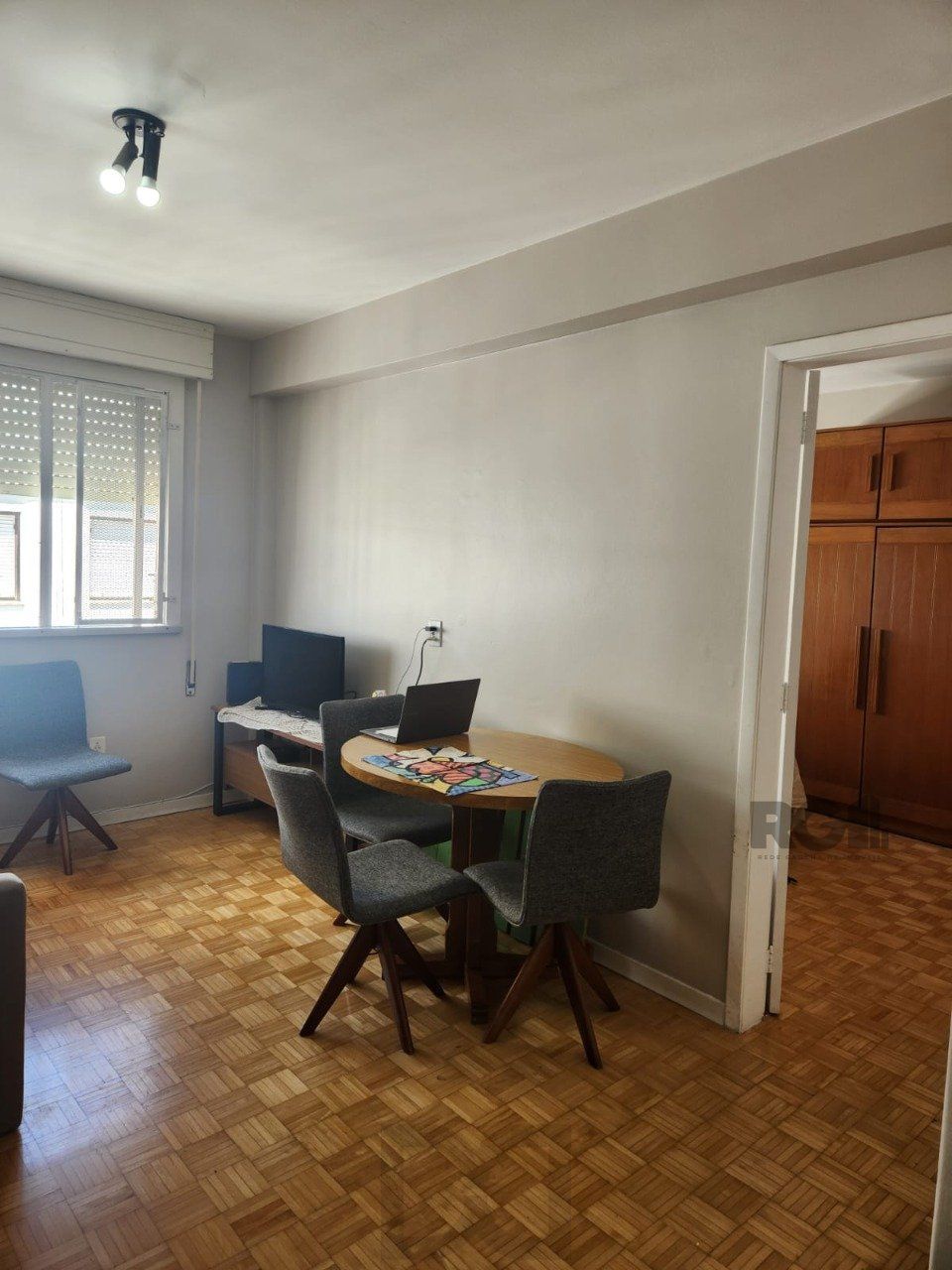Apartamento de 1 quarto e uma vaga de garagem no bairro Floresta em Porto Alegre — foto 20