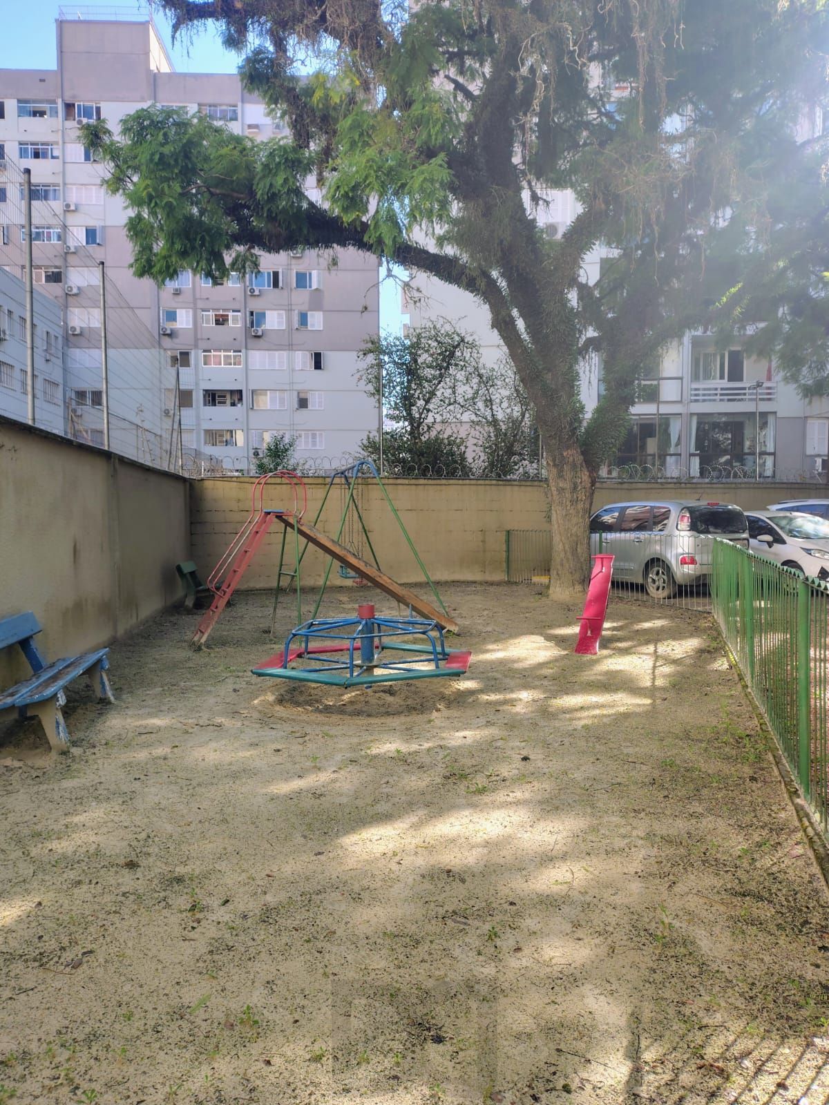 Loja em condomínio com segurança e salão de festas — foto 9