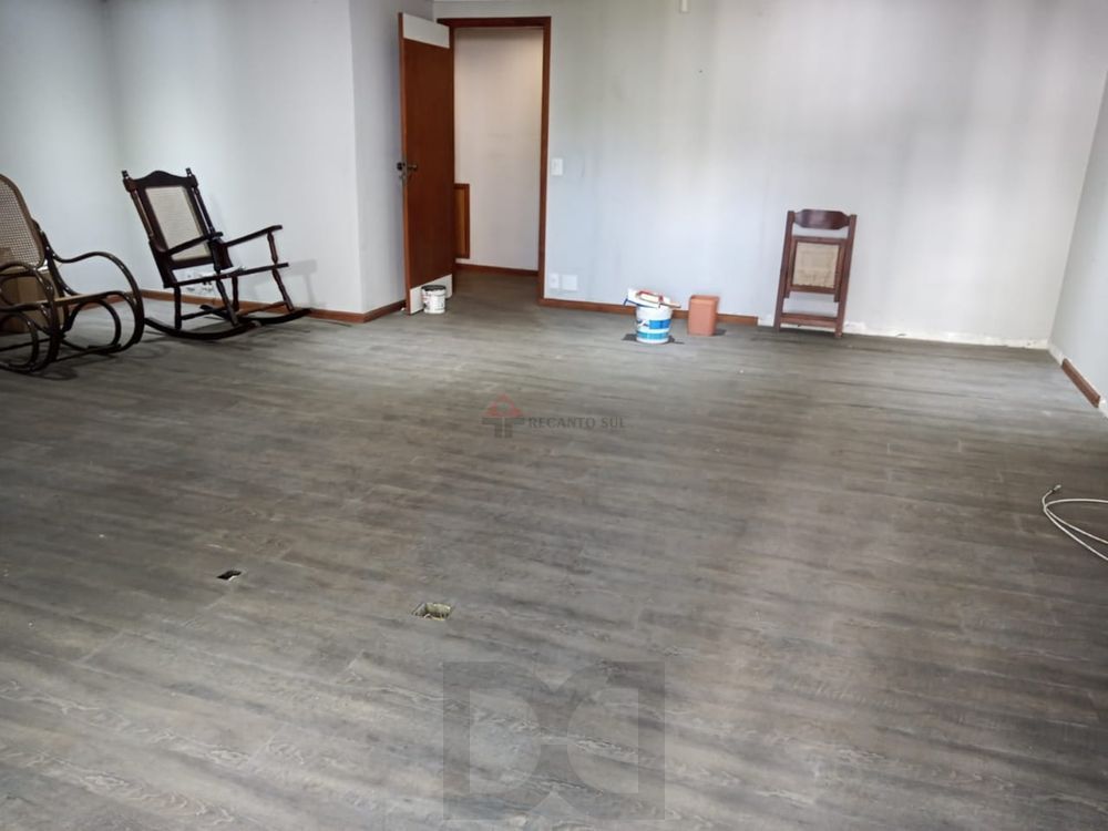 Linda residência no Menino Deus — foto 23