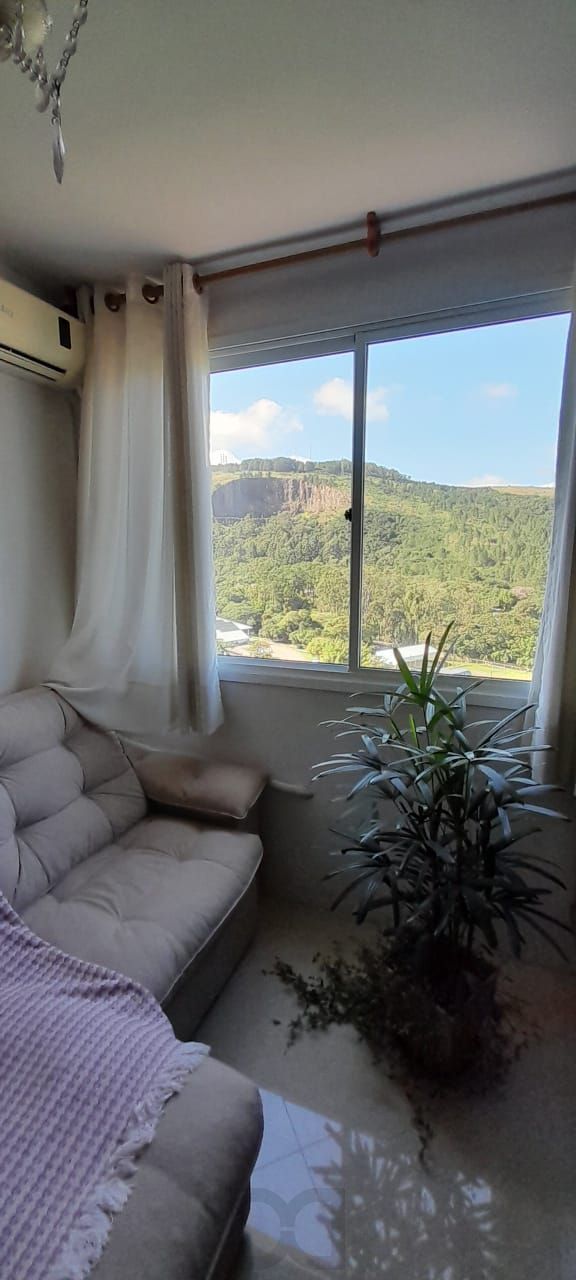 Apartamento de 2 quartos, suíte e 1 vaga de garagem no bairro Jardim Carvalho — foto 12