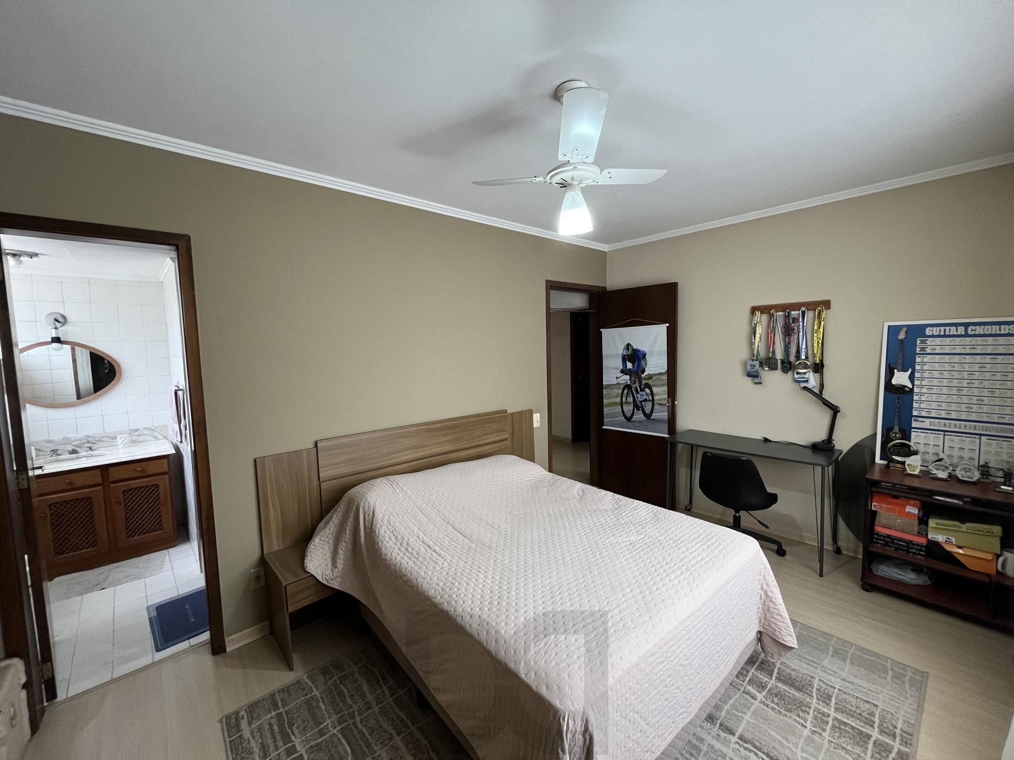 Apartamento de dois quartos com suíte no bairro Menino Deus em Porto Alegre — foto 15
