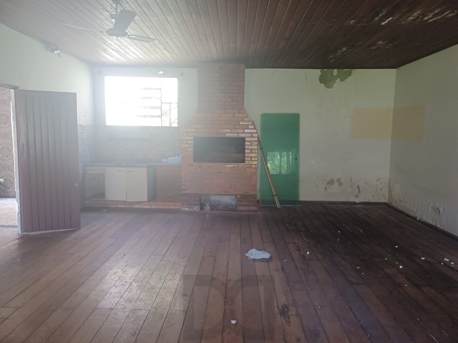 Casa de 3 quartos, suíte e patio no bairro Medianeira em POA — foto 25