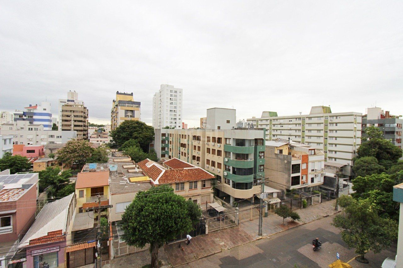 Apartamento de três dormitórios, suíte e uma vaga de garagem no bairro Santana — foto 27
