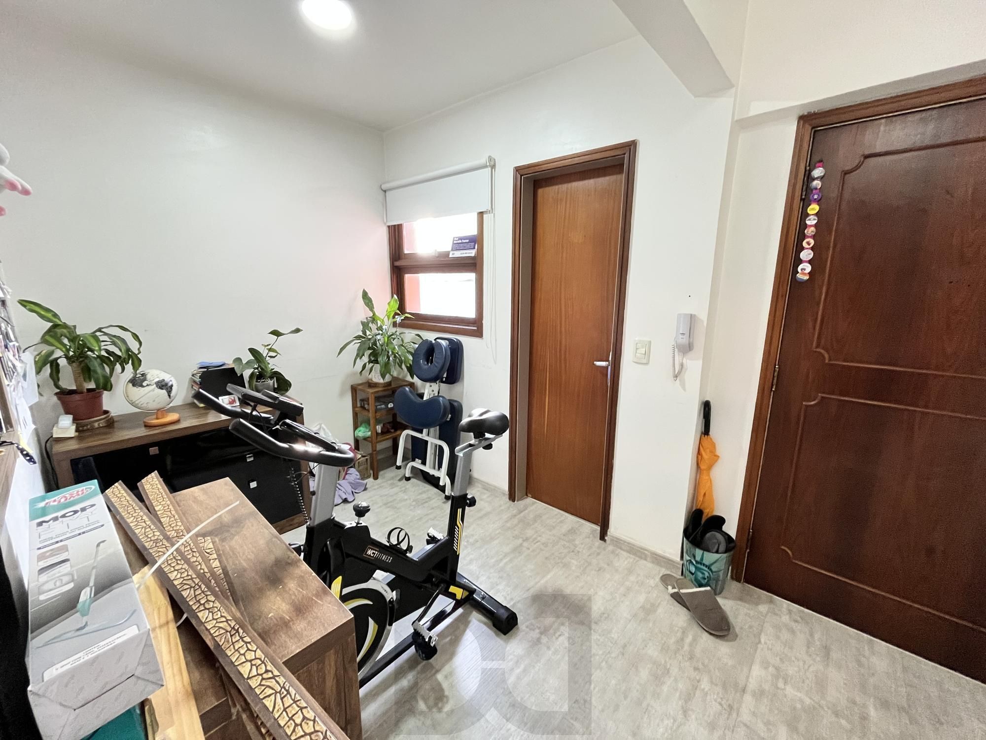 Apartamento de dois quartos e no bairro Menino Deus em POA — foto 15
