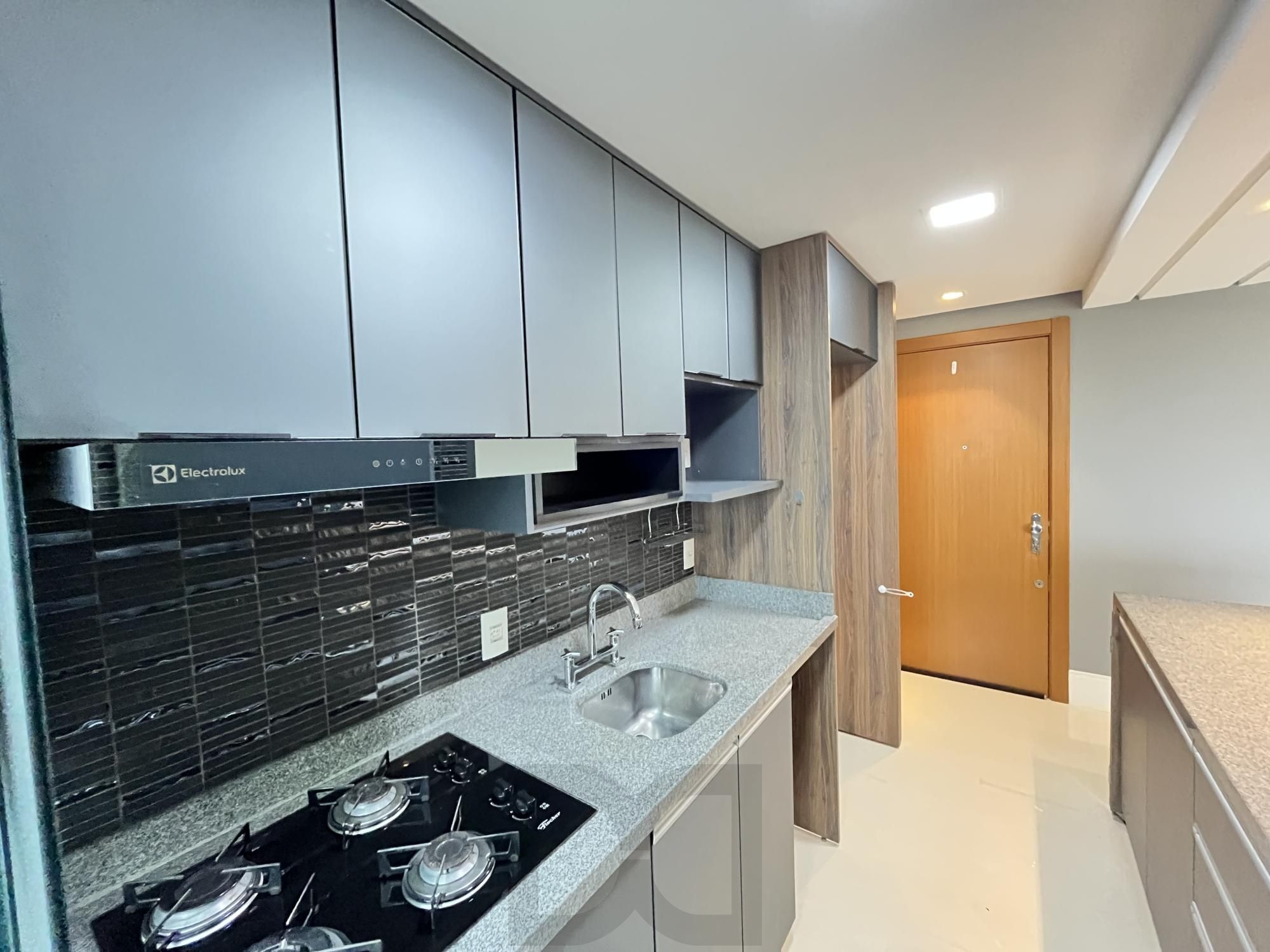 Apartamento de 2 quartos, suíte e 2 vagas de garagem bairro Jardim Botânico POA — foto 13