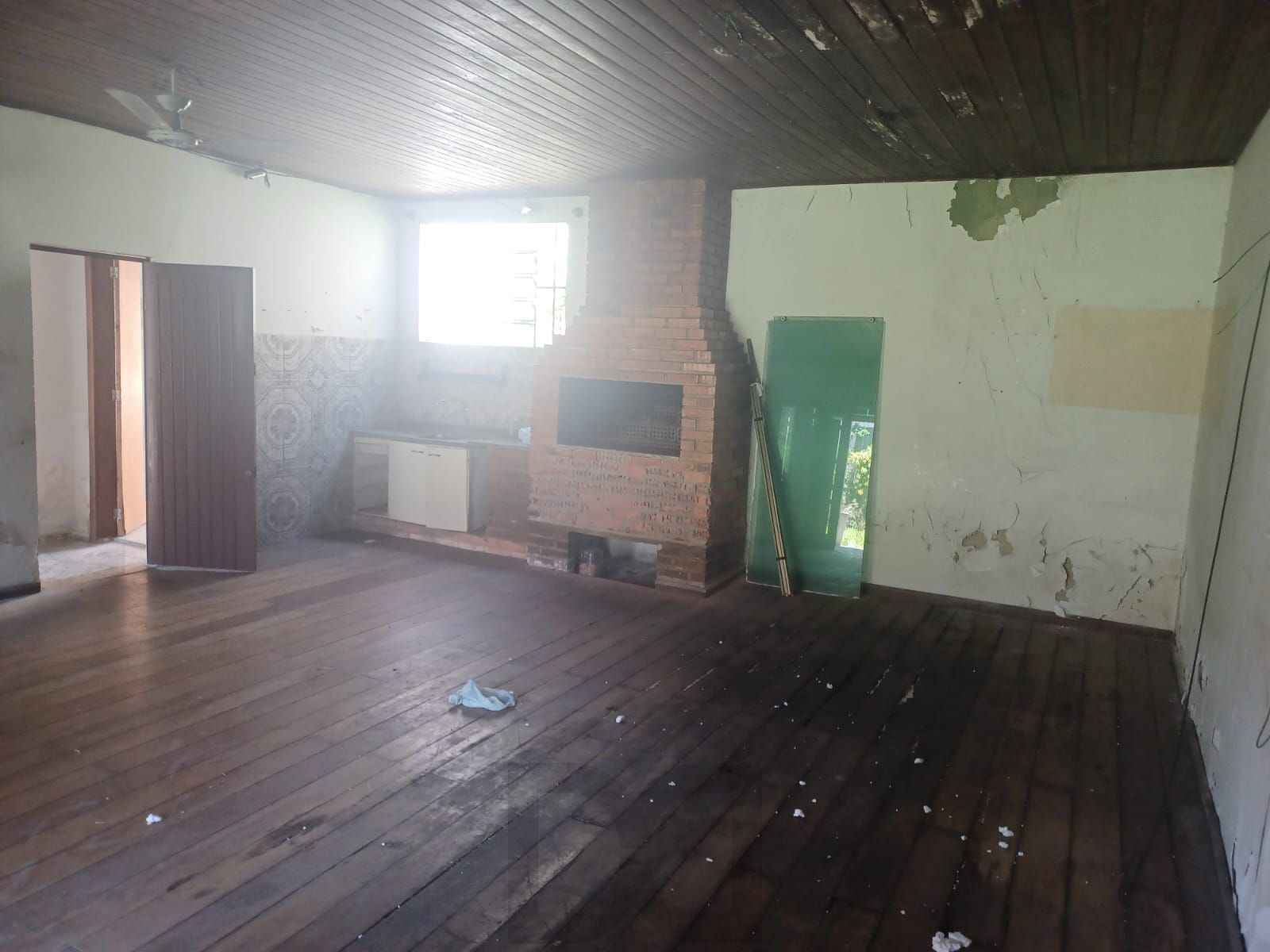 Casa de 3 quartos, suíte e patio no bairro Medianeira em POA — foto 24