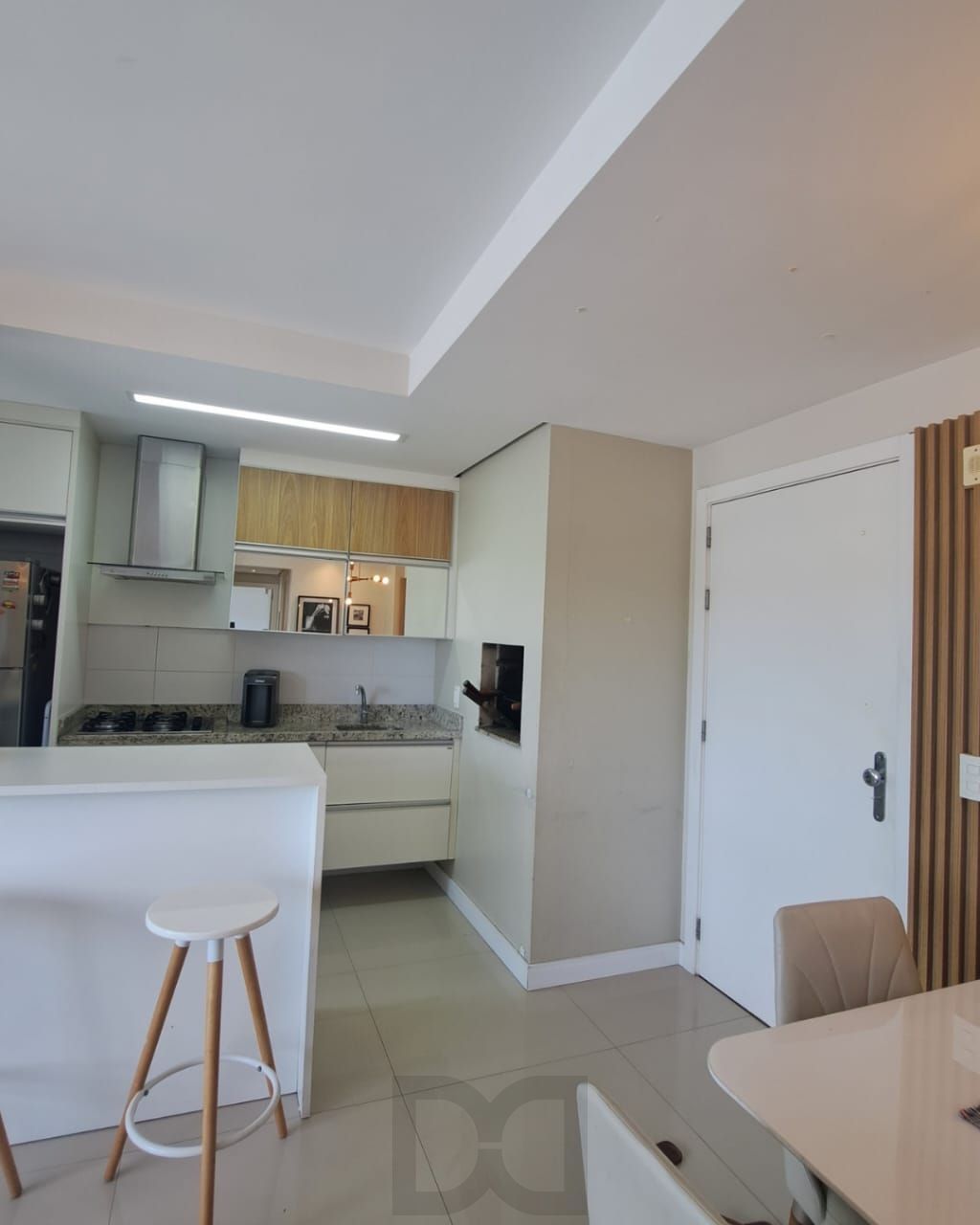 Apartamento Mobiliado com 2 Quartos e Vista Panorâmica em Porto Alegre — foto 5