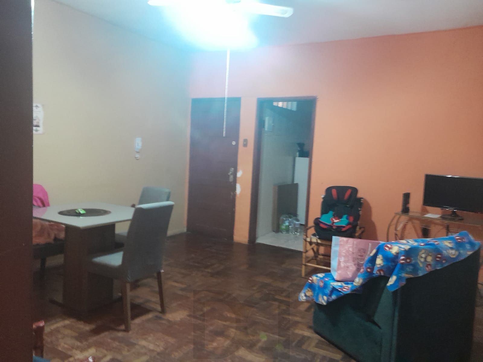 Apartamento térreo de dois quartos no bairro Santana em Porto Alegre — foto 3