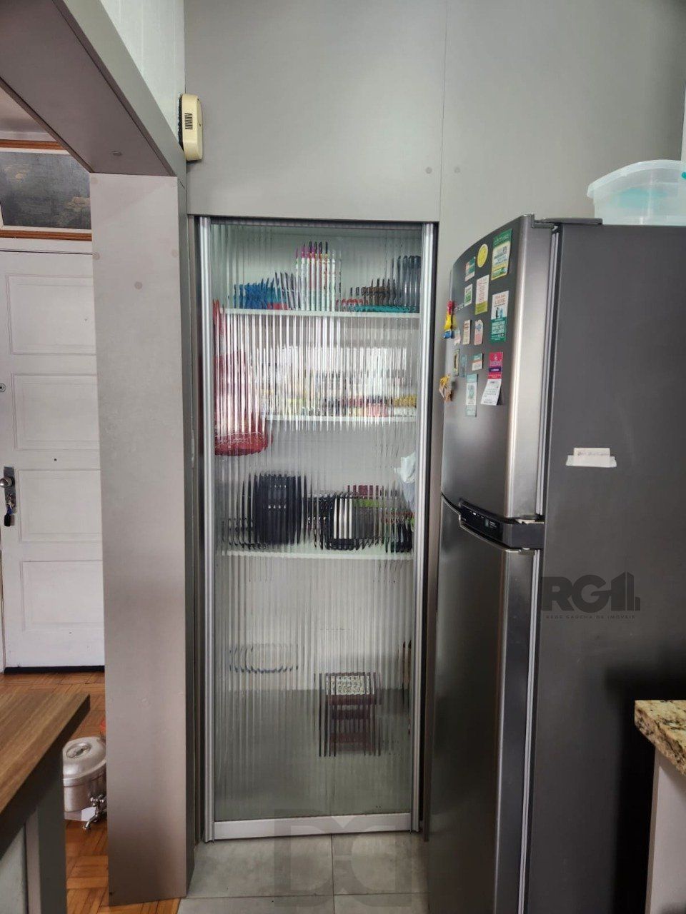 Apartamento de 1 quarto e uma vaga de garagem no bairro Floresta em Porto Alegre — foto 12